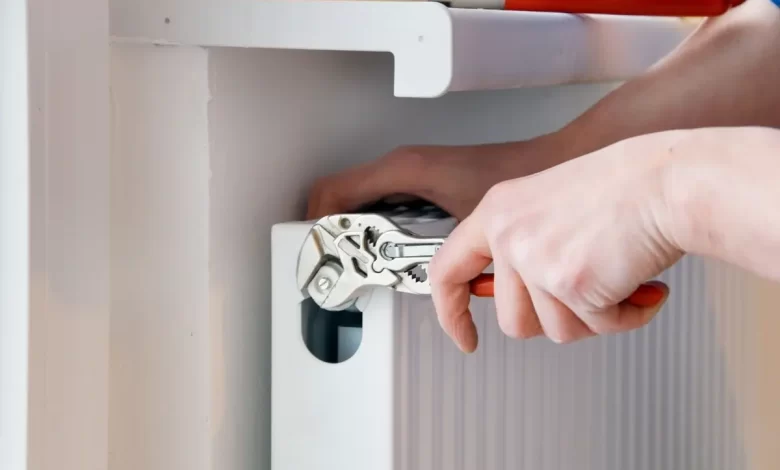 Kaip išleisti orą (nuorinti) iš radiatoriaus? 1 Radiatoriu nuorinimas namuose