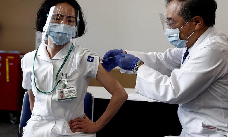 Japonija kuria vakcina suteikiancia nuolatini imuniteta pries COVID 19