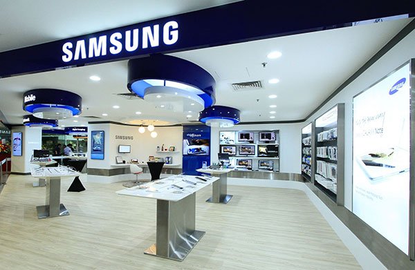 Hakeriai isilauze i Samsung ir nutekino 190 GB bendroves duomenu