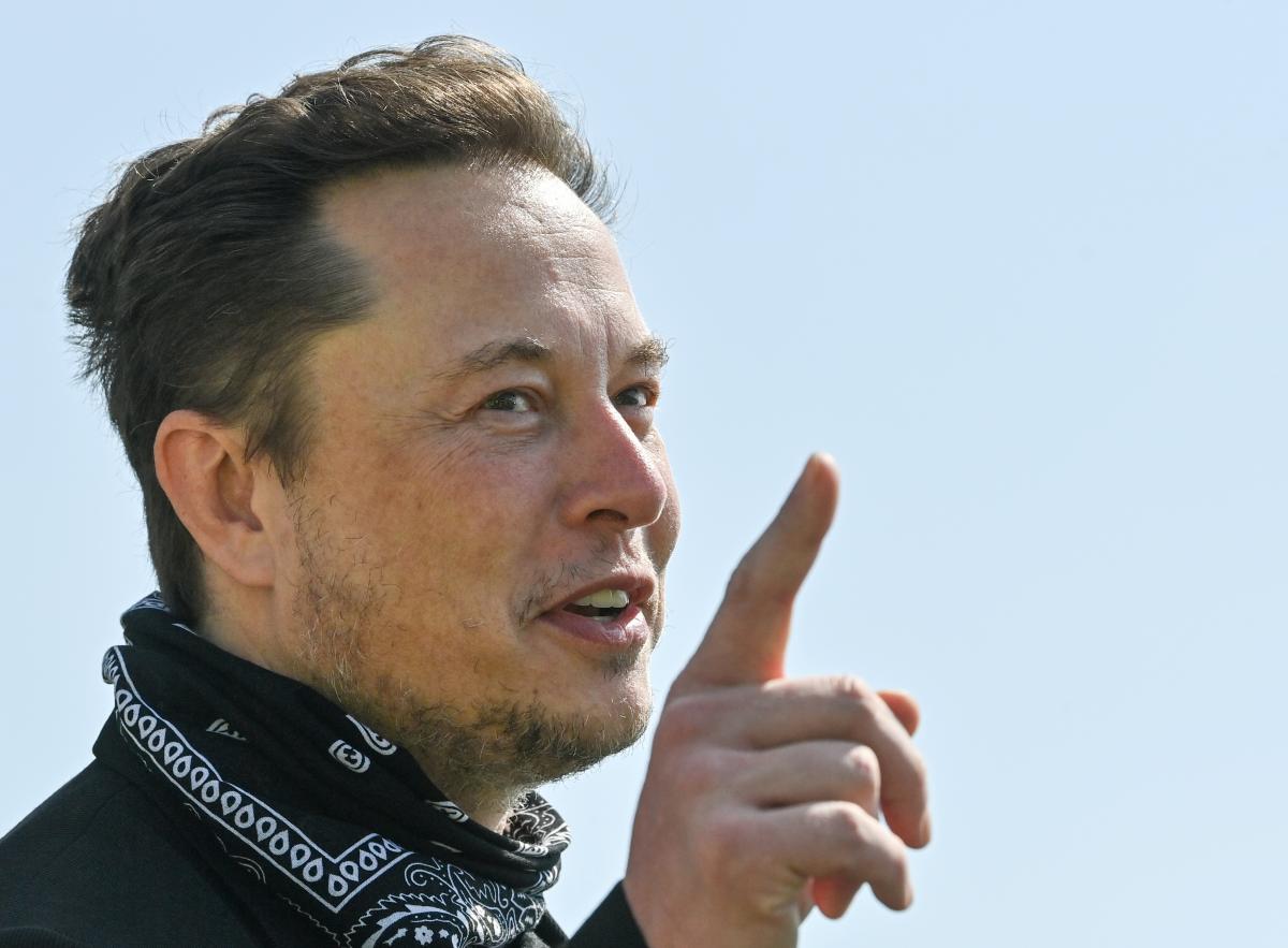 Elonas Muskas ir Starlink