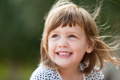 Kaip padėti vaikui išsiugdyti optimistišką požiūrį