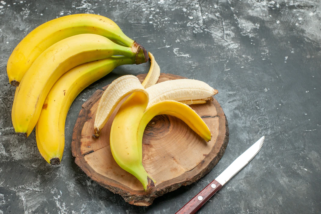 Bananas ir banano žievė
