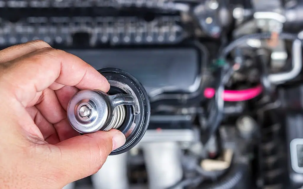 Automobilio termostato gedimo požymiai