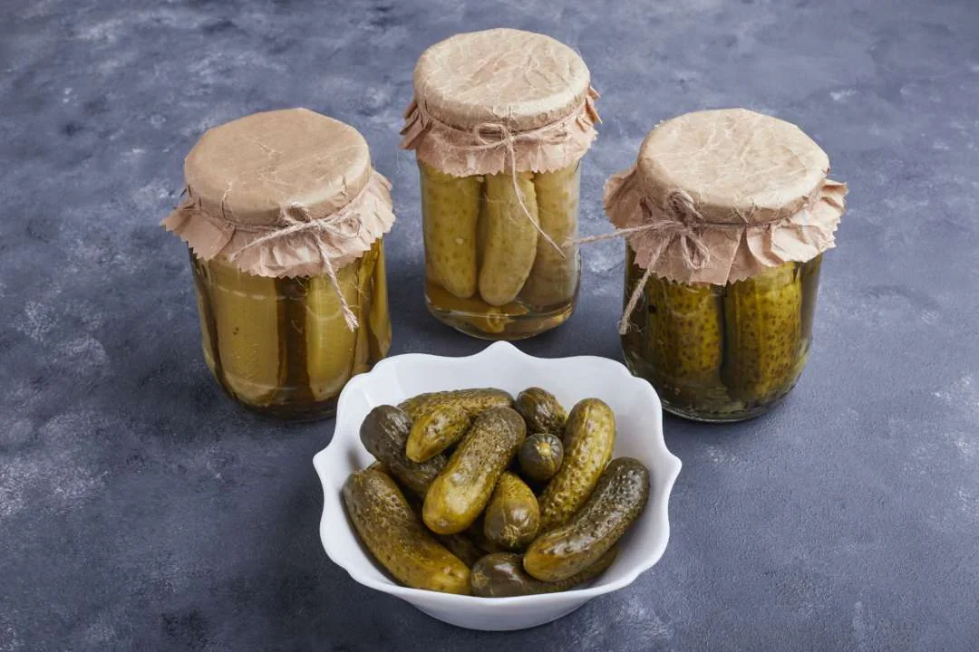 Marinuoti agurkai su garstyčiomis