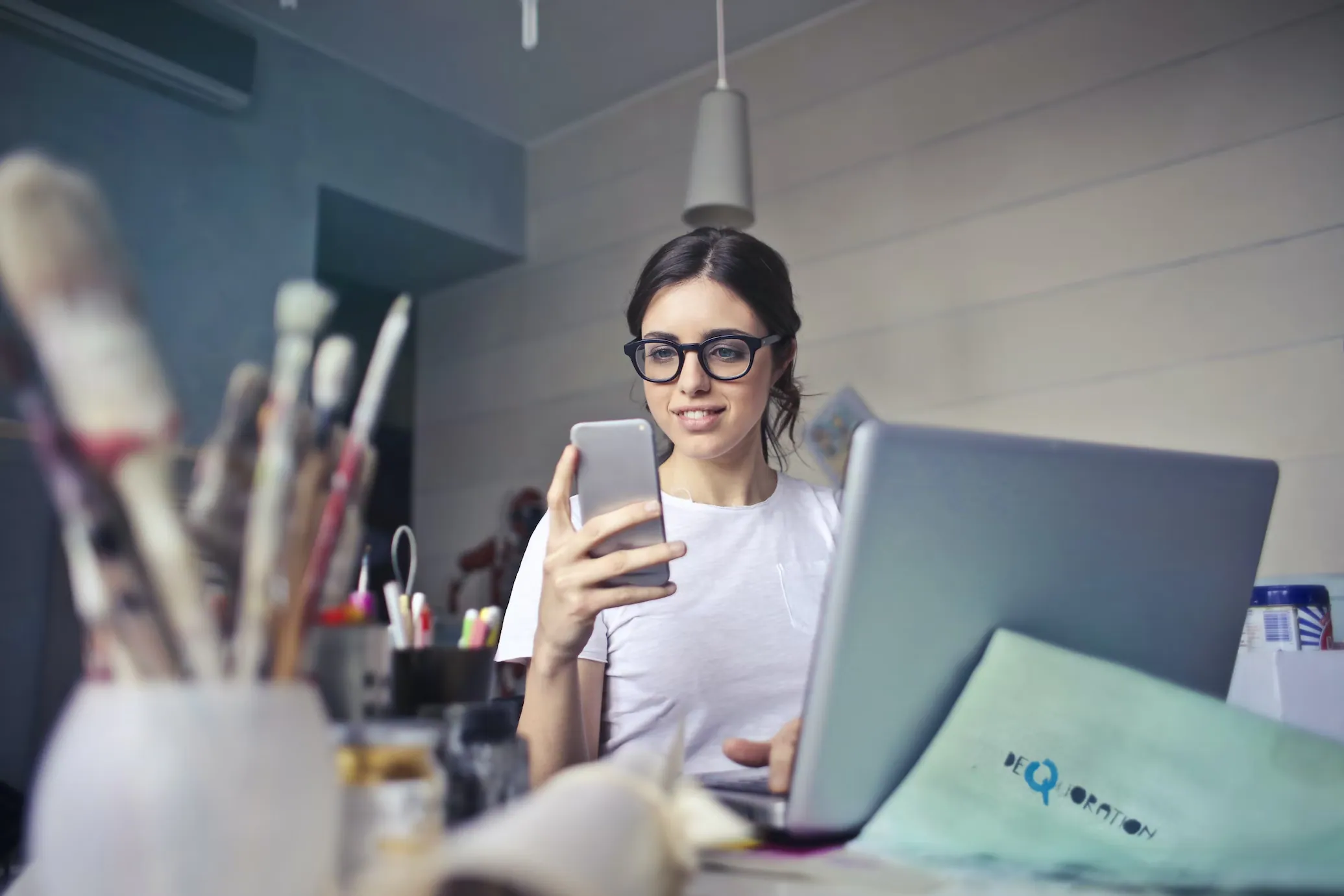 55 proc. žmonių visame pasaulyje naudojasi išmaniaisiais telefonais