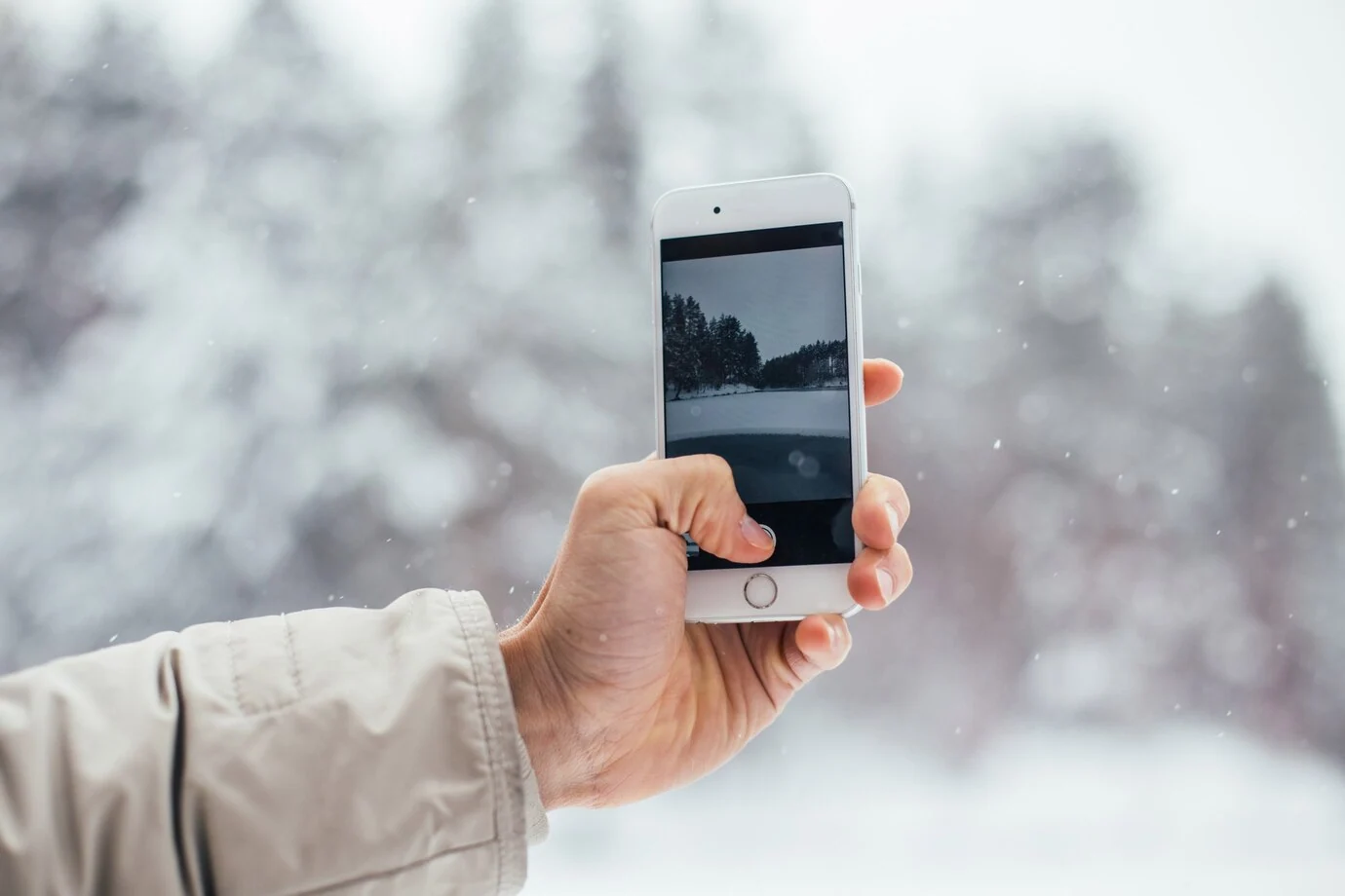 Kaip prižiūrėti telefoną žiemą