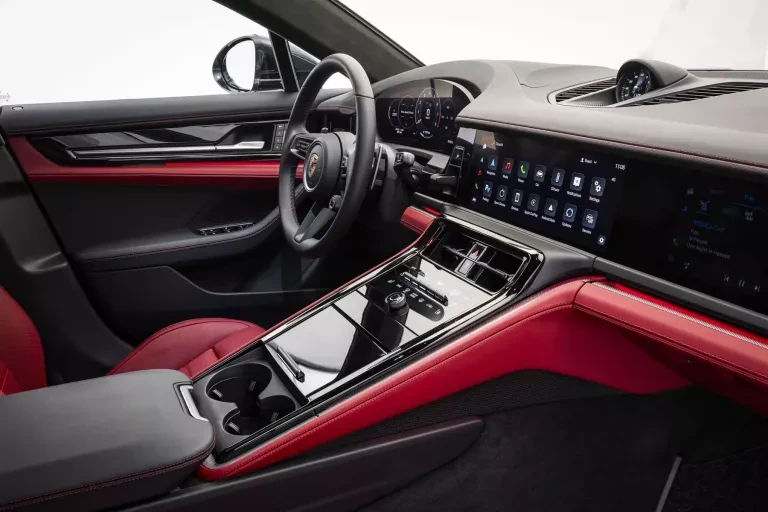 Panamera interjeras 2024 (2)