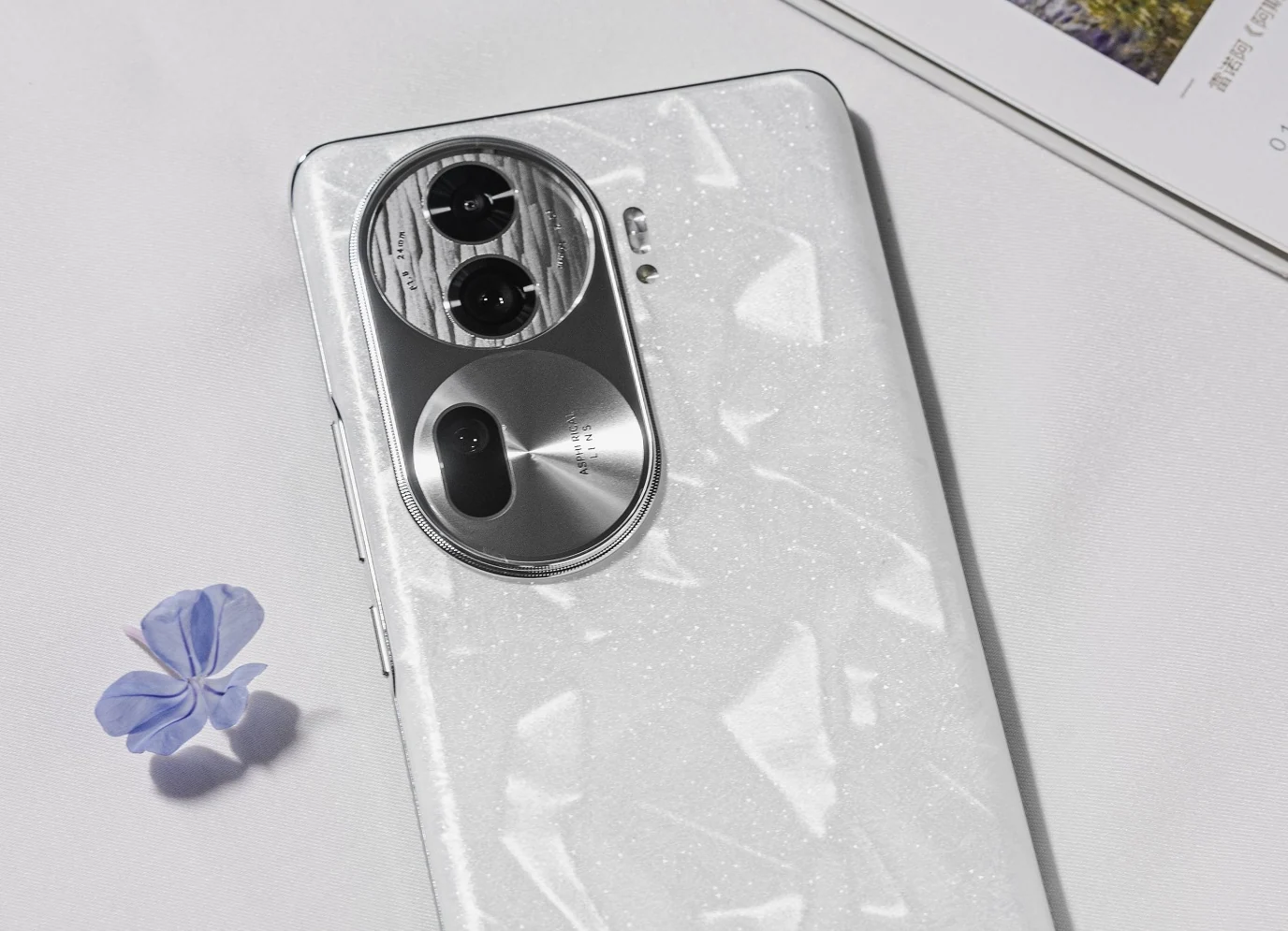 Pristatyti oppo reno11