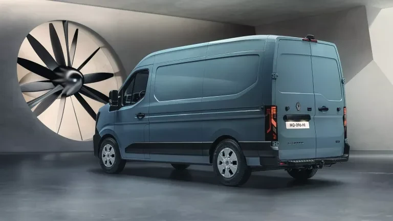Renault Master 2024 5
