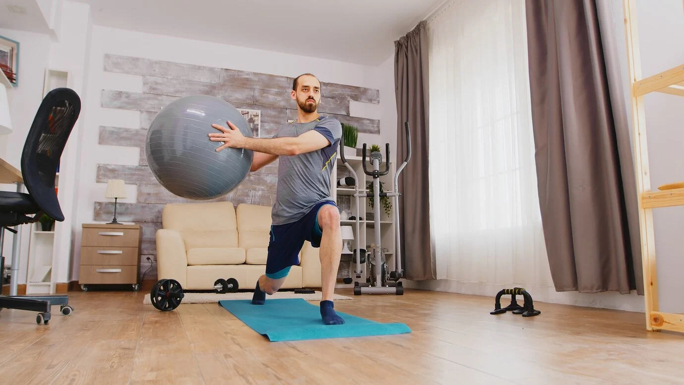 Sportas namuose įmanomas