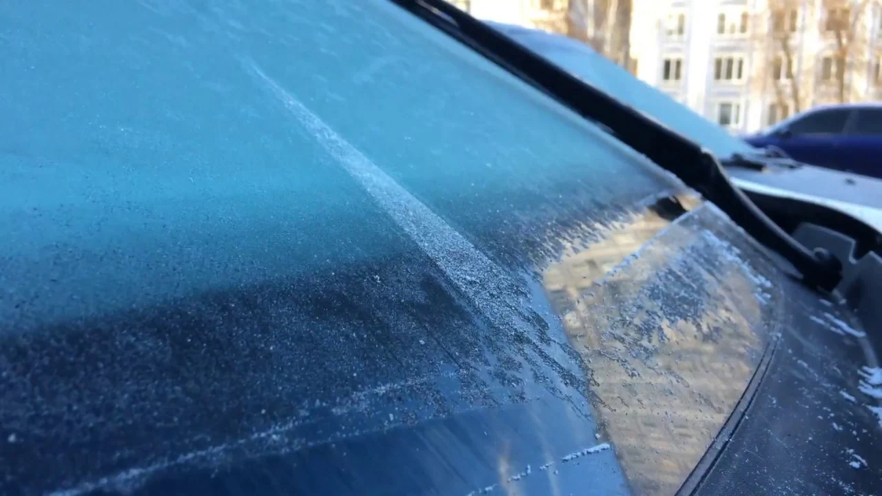 Apledėjęs automobilio stiklas