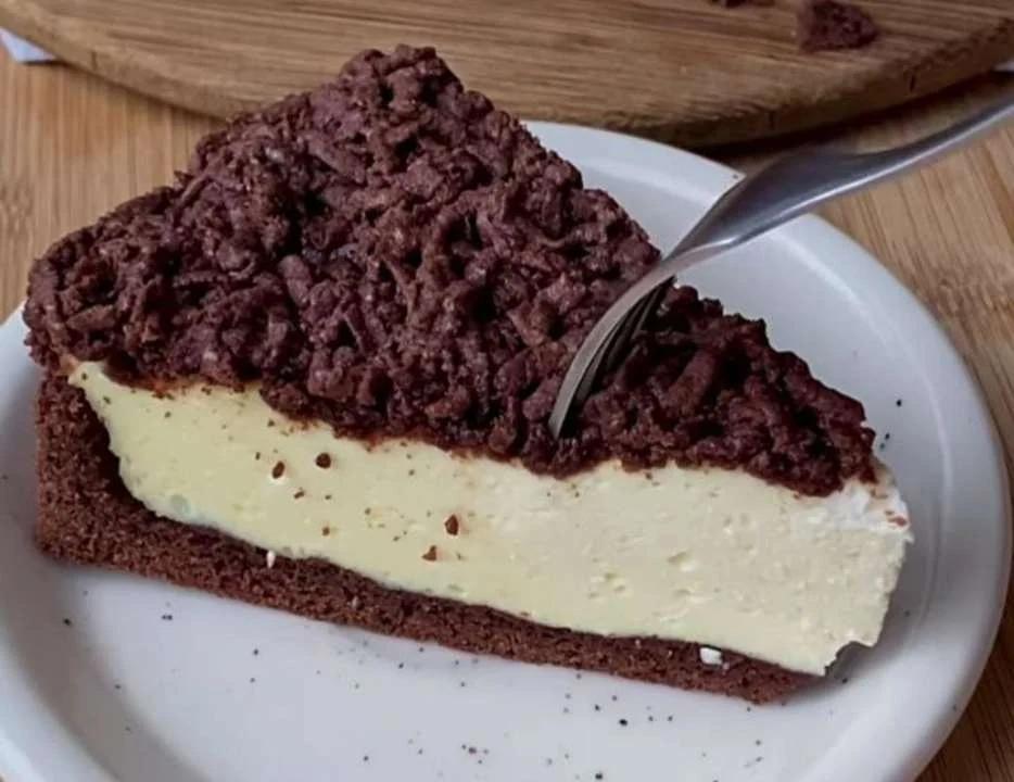 Šokoladinis trupininis varškės pyragas