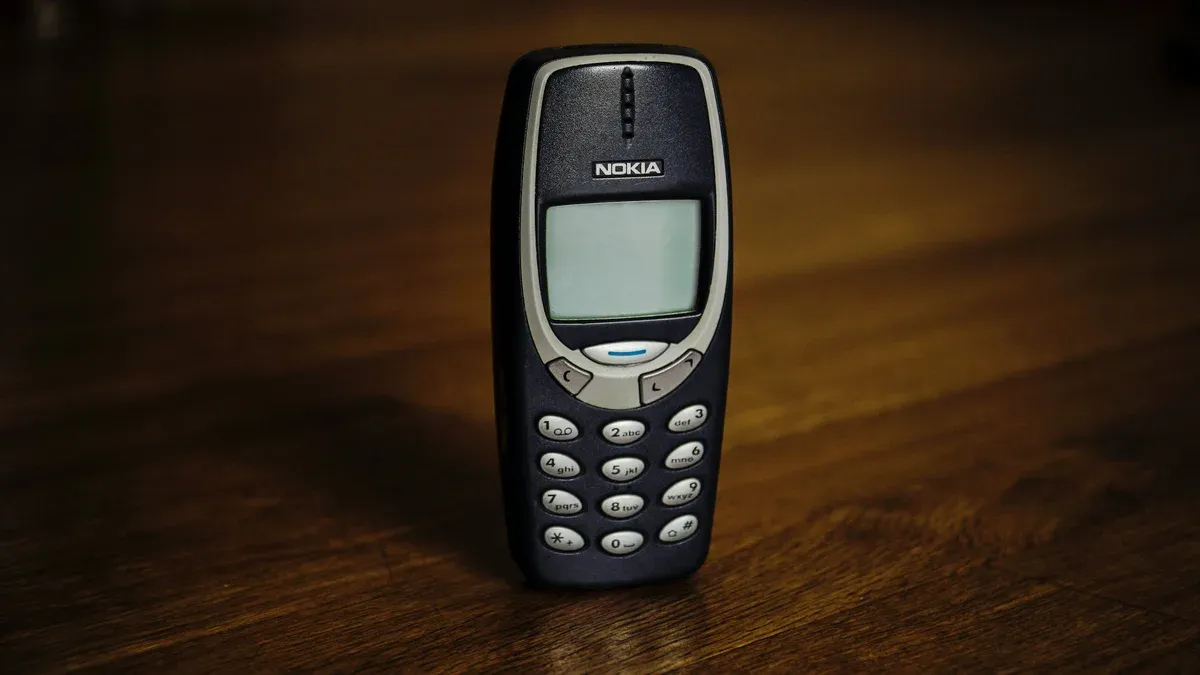6 mygtukinių telefonų privalumai