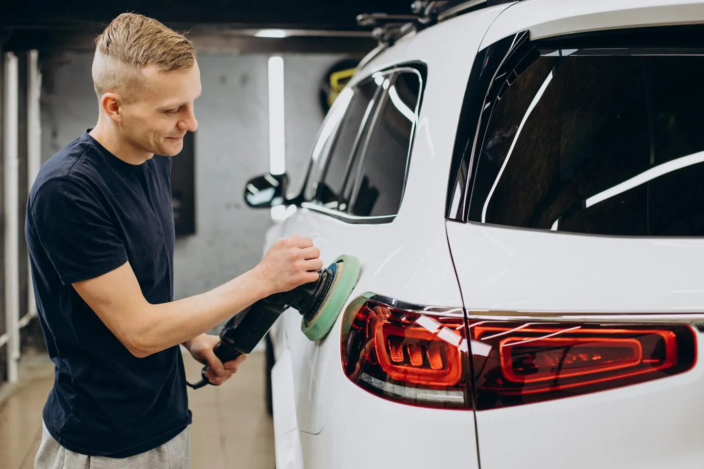 Automobiolio spalva ir vertė