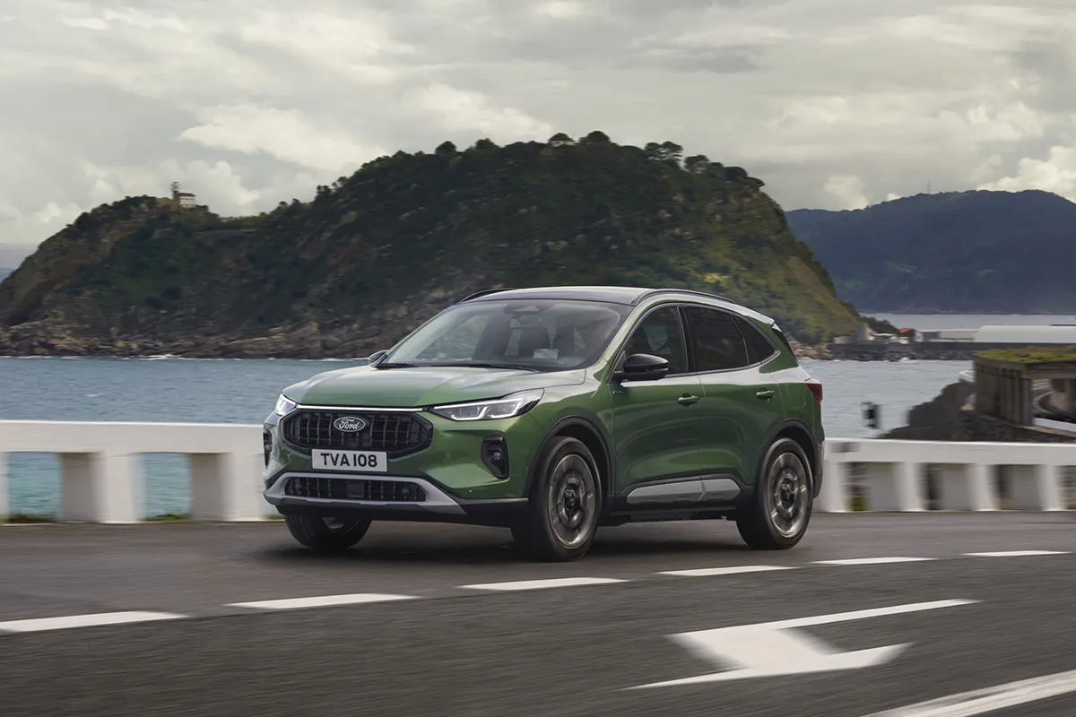 Ford Kuga Facelift 2024 išorė / Ford nuotr.