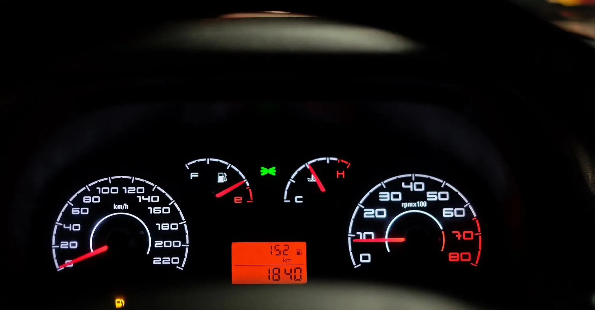 Kaip atpažinti suklastotą automobilio ridą