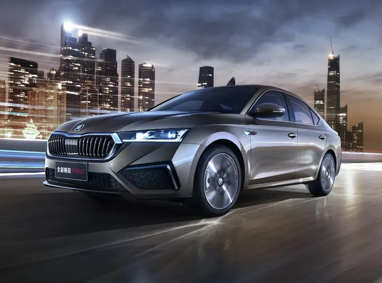 Skoda Octavia PRO 2024