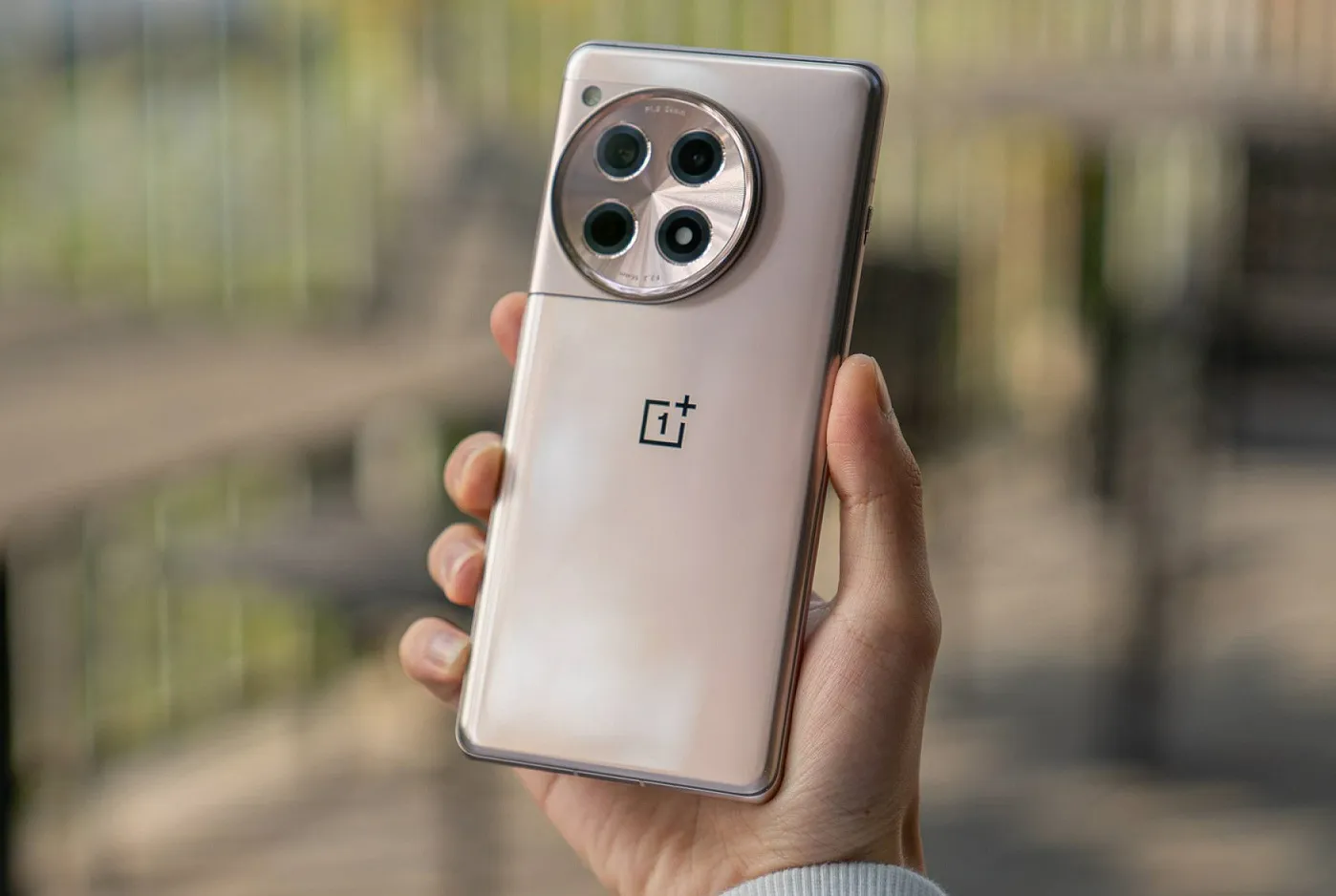 Kuriamas OnePlus Ace 3 Pro