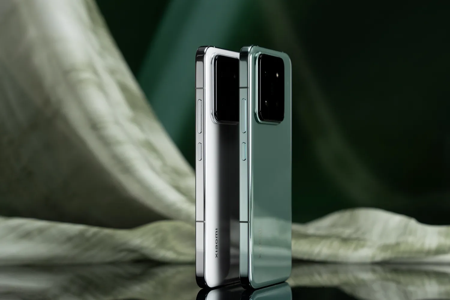 Xiaomi 15 telefonai bus pristatyti rugsėjį