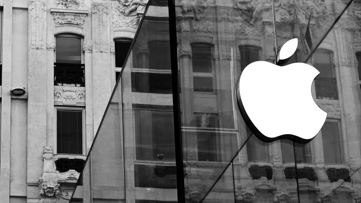 "Apple" pavasarinio pristatymo nebus