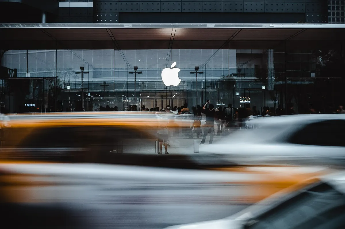 Apple atleido kelis šimtus darbuotojų