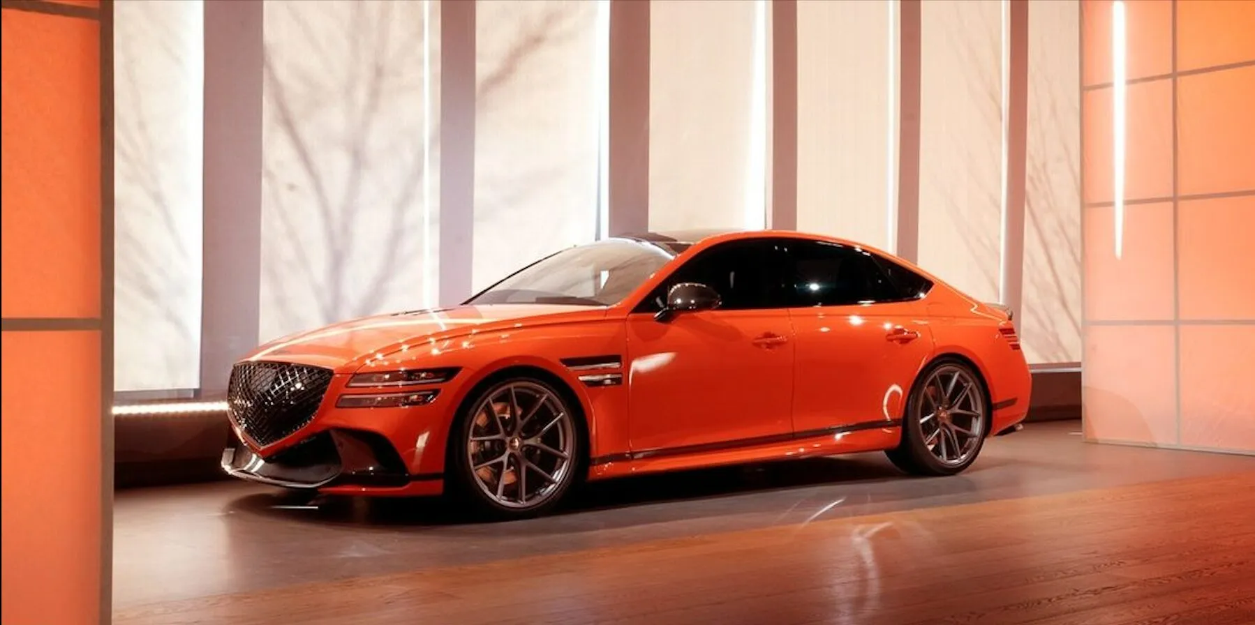 Genesis G80 Magma