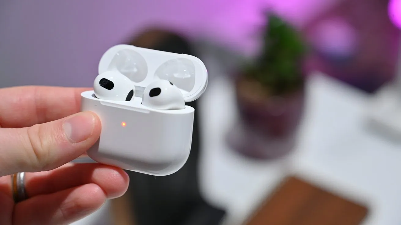 Pigesnės ausinės AirPods Lite