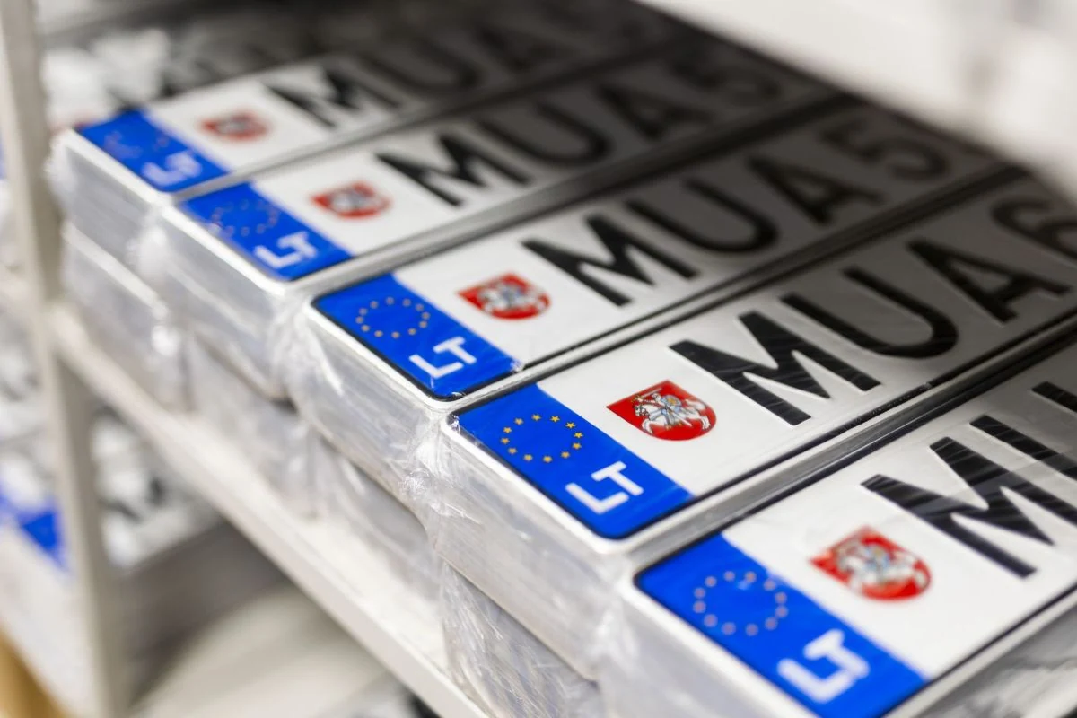 Prietarai automobilių ženklų numeriams