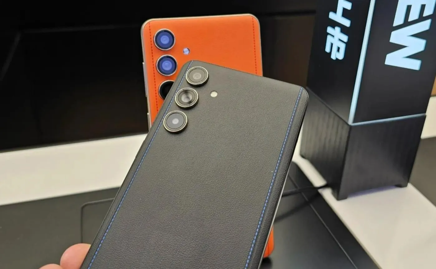 Samsung Galaxy C55 nuotrauka