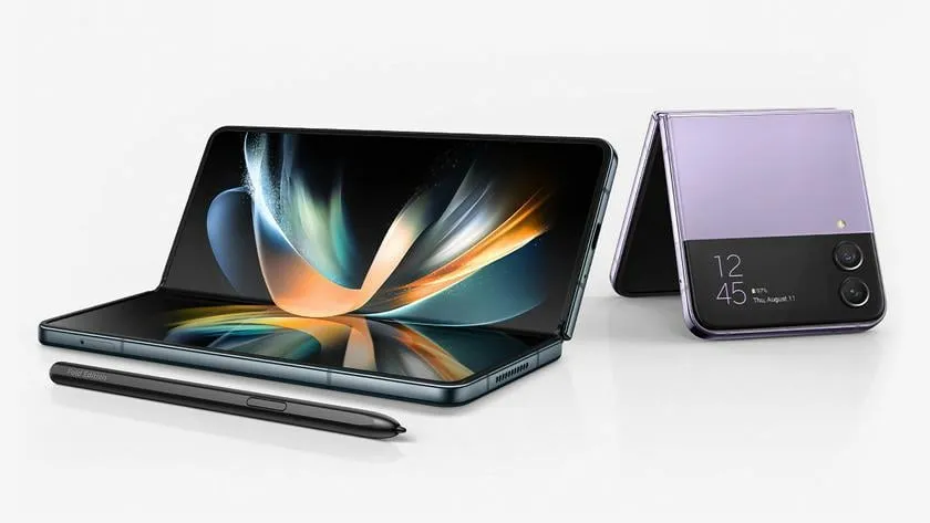 Samsung ruošia naujus sulankstomus telefonus už mažą kainą