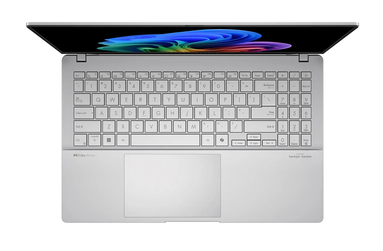 Asus Vivobook S 15 su Snapdragon X Elite 3