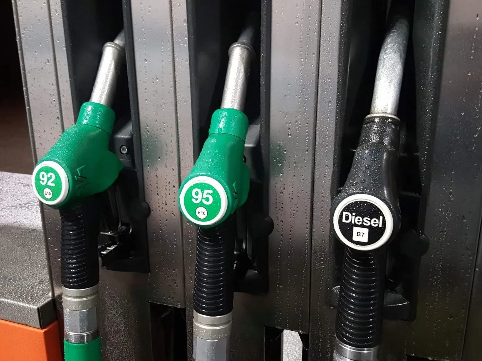 Benzinas ir dyzelinas