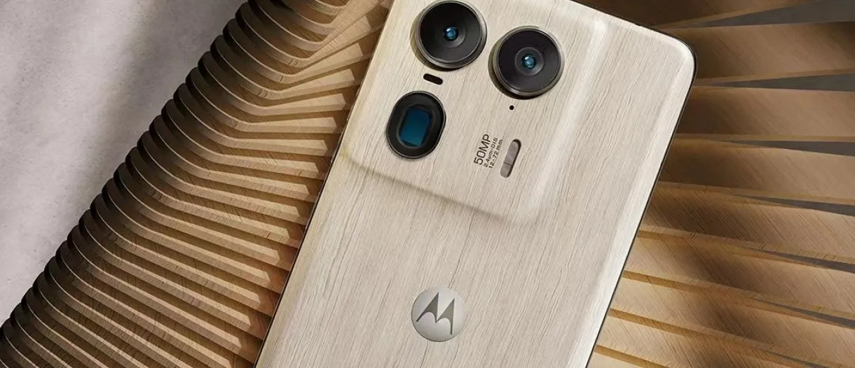 Motorola X50 Ultra gegužės 16 dieną