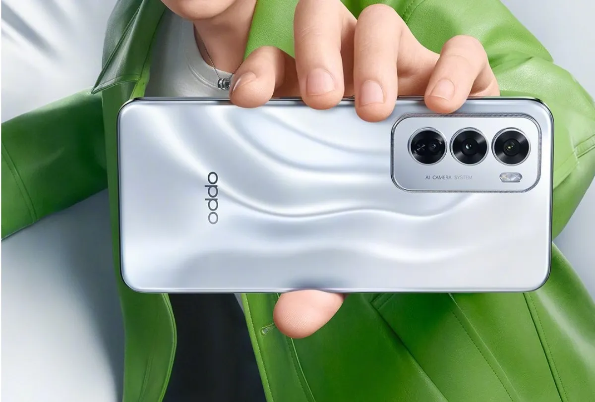 OPPO pristatė „Reno12“ ir „Reno12 Pro“ su „MediaTek“ procesoriais