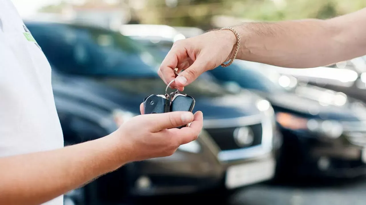 Automobilių pirkėjai turėtų būti atidesni