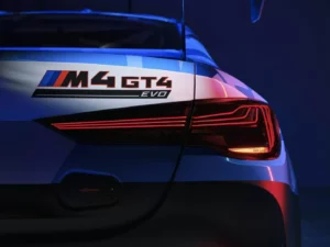 BMW M4 GT3 EVO 4