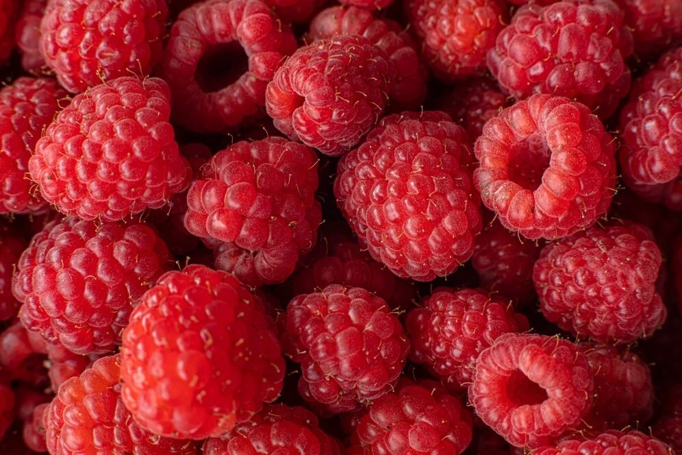 Kaip mulčiuoti avietes
