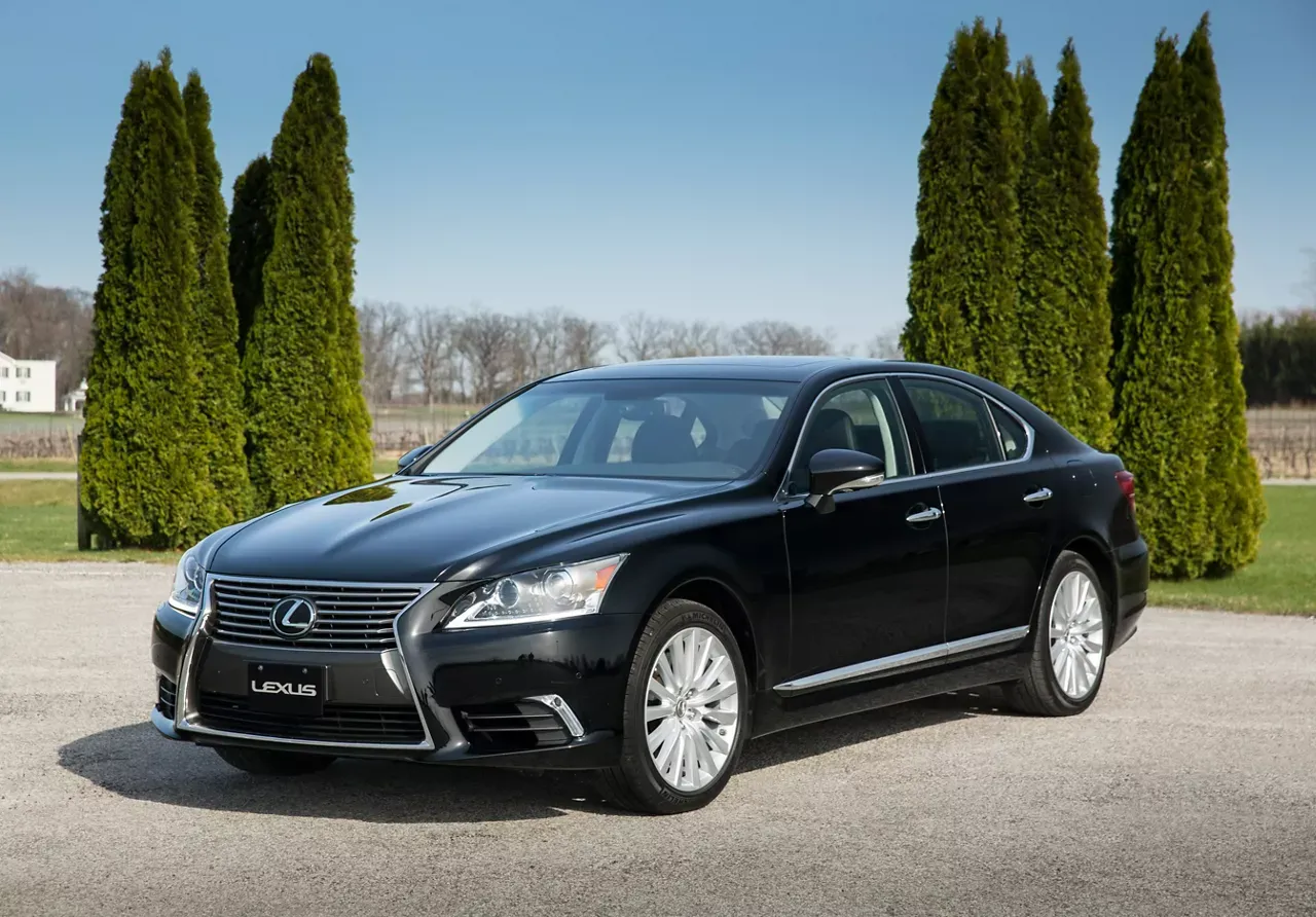 Lexus LS 460