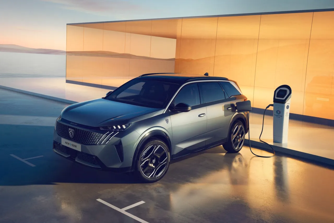 Peugeot 5008 E