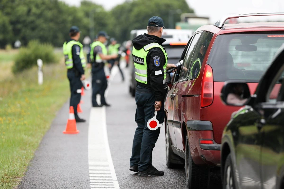 Policijos reidai per Jonines