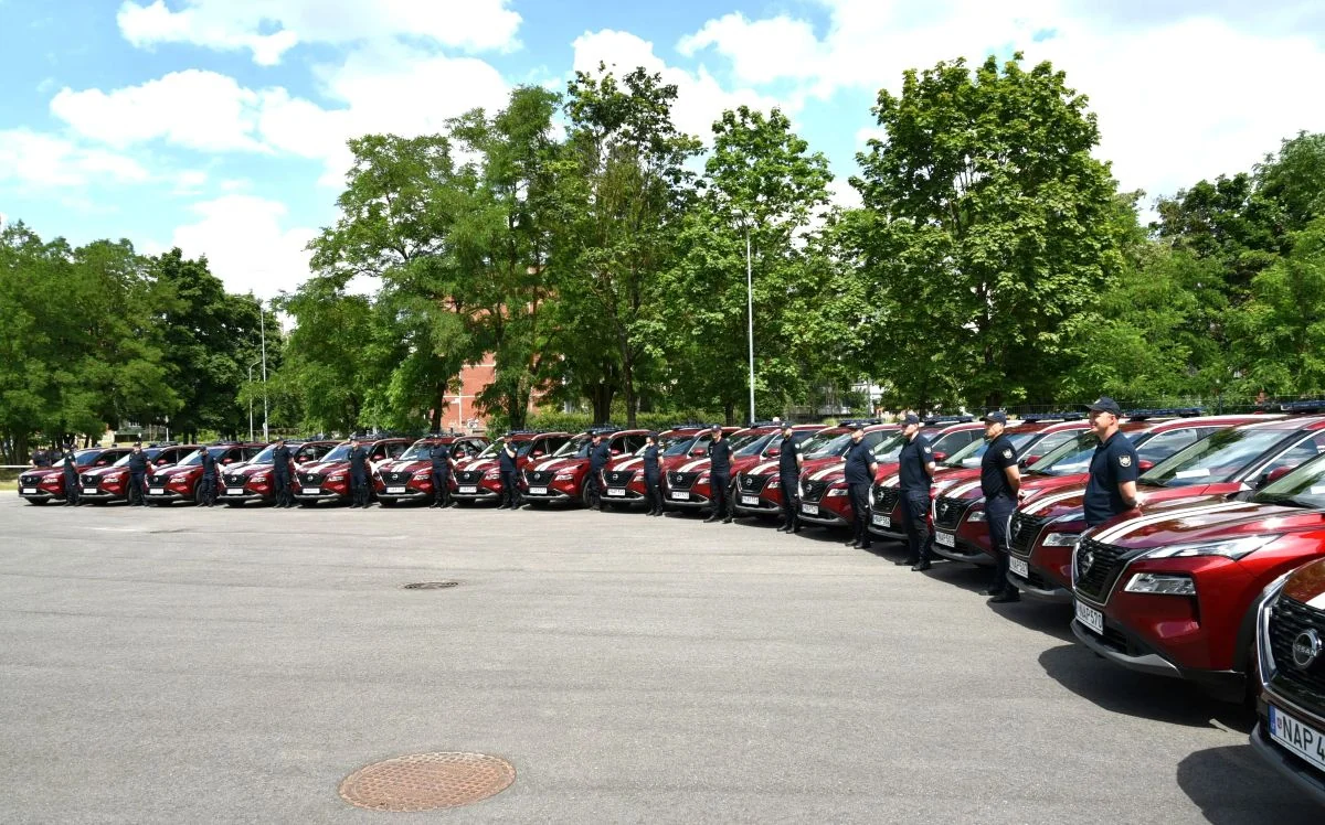 Priešgaisrinės gelbėjimo tarnybos pareigūnams nauji automobiliai