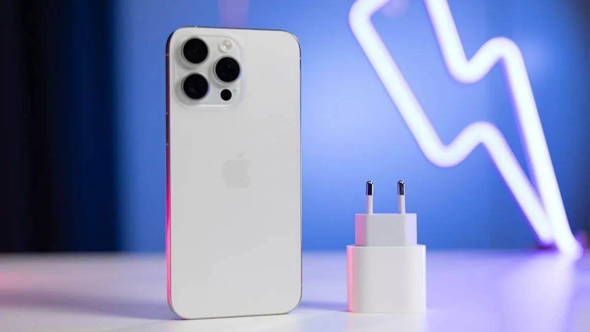 Telefono įkrovimas per 1 minutę