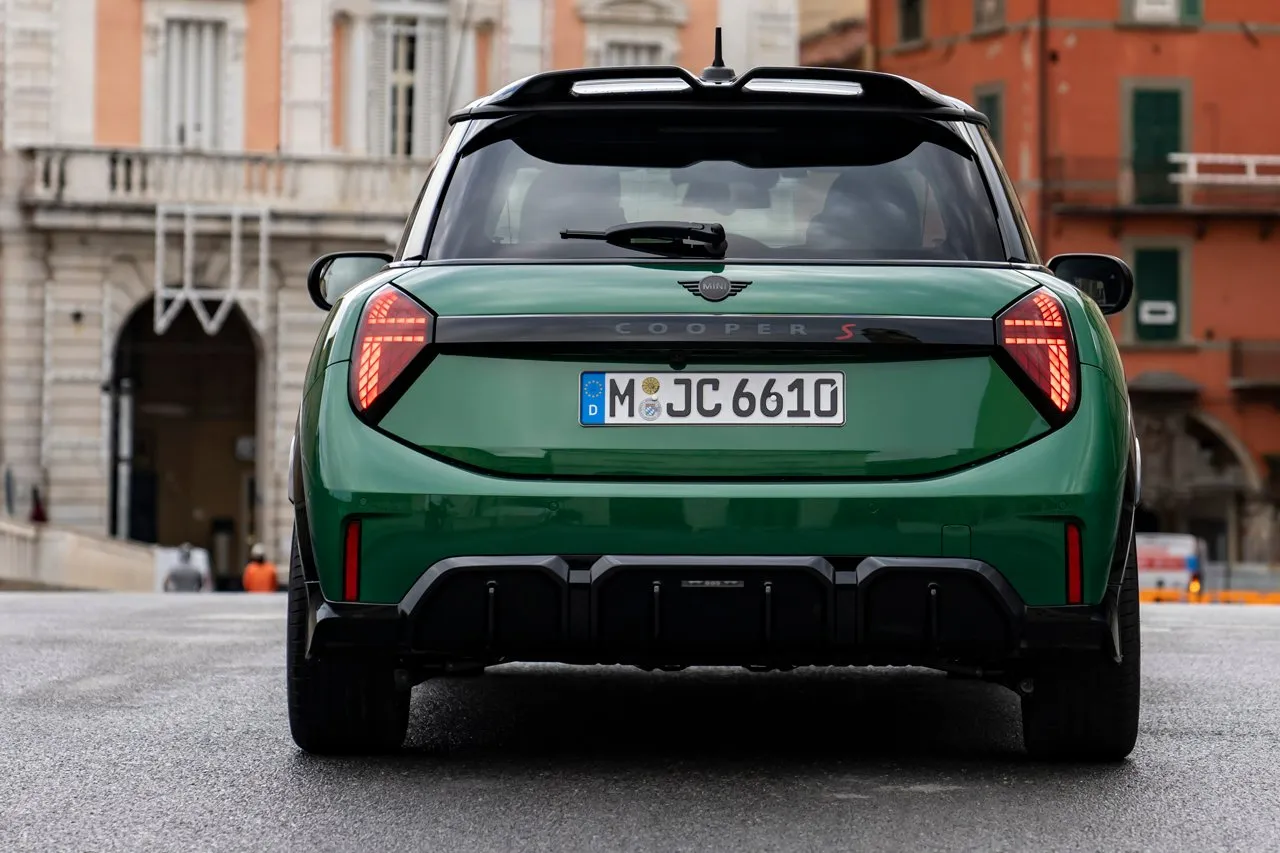 „Cooper S“ JCW versija 2