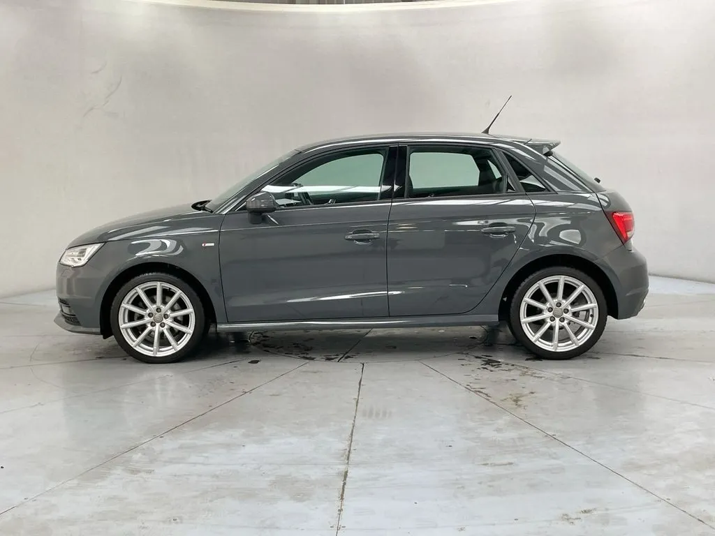AUDI A1 2018