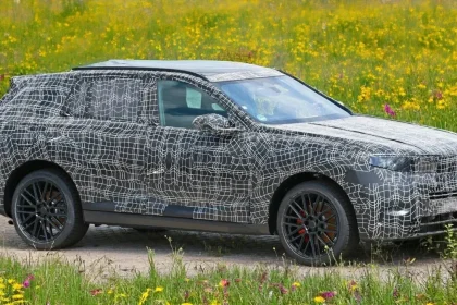 BMW X5 nebeturės didelių grotelių