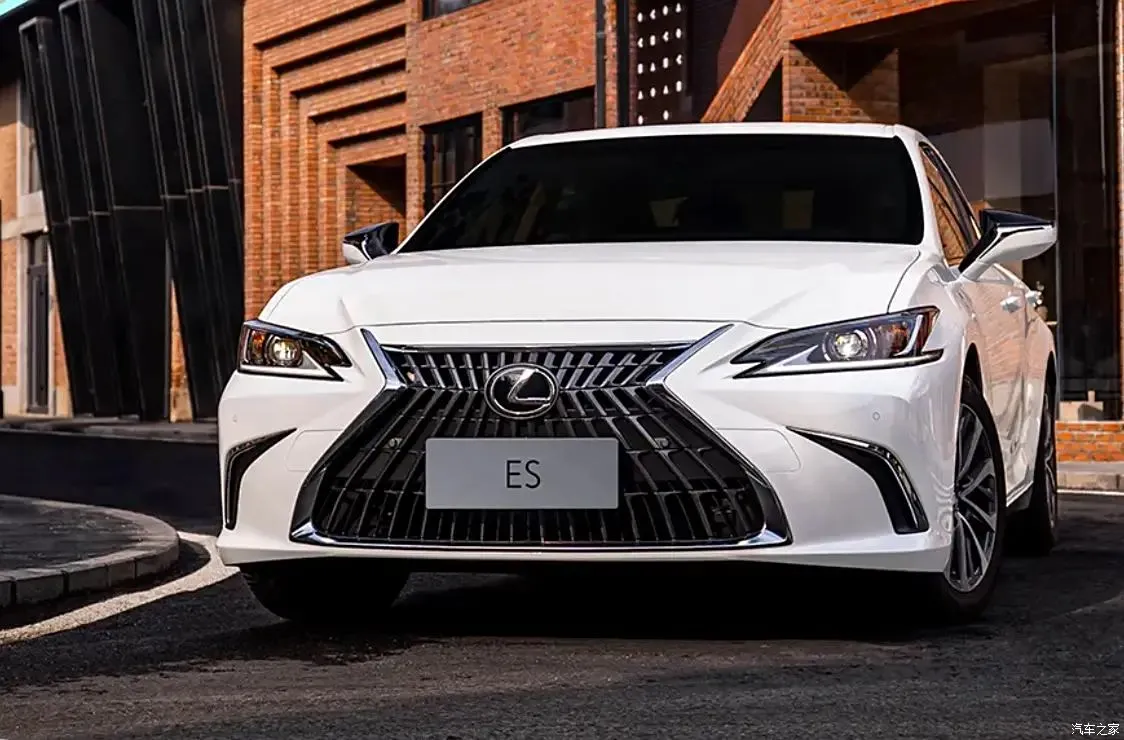 Lexus ES 200 Premium Edition