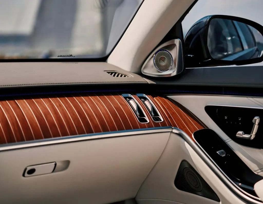 Mercedes-Maybach S 680 by Robbe & Berking / © Mercedes-Benz AG