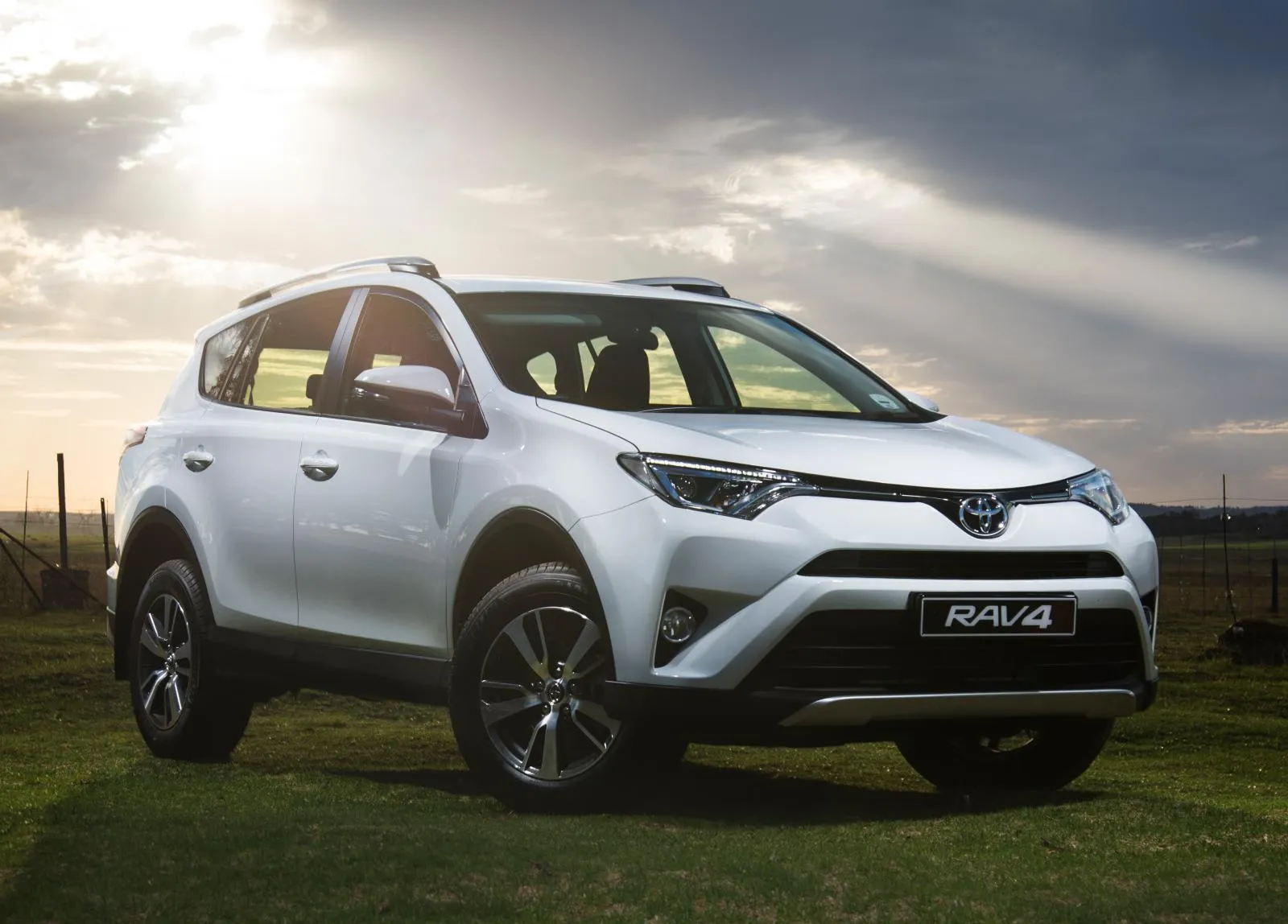 Toyota RAV4 2015