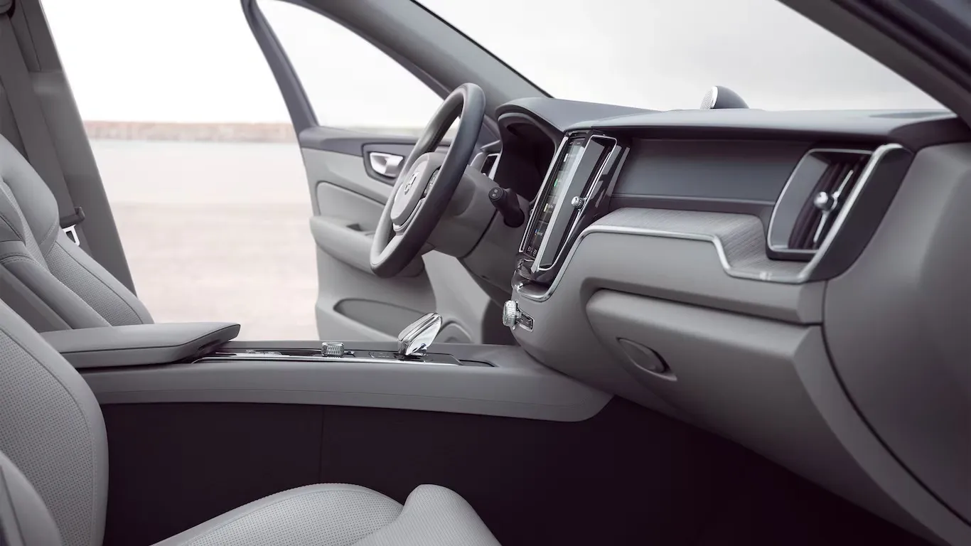 Volvo XC60 2025