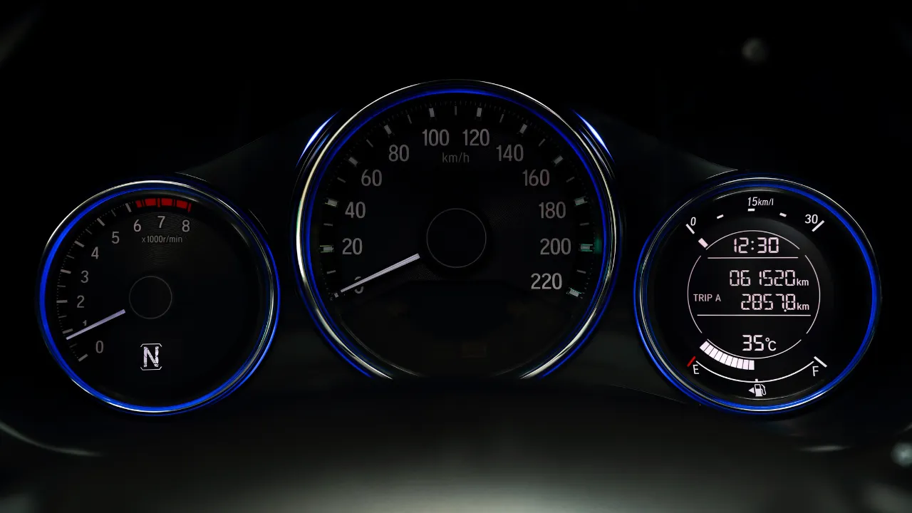 Automobilio ridos atsukimas